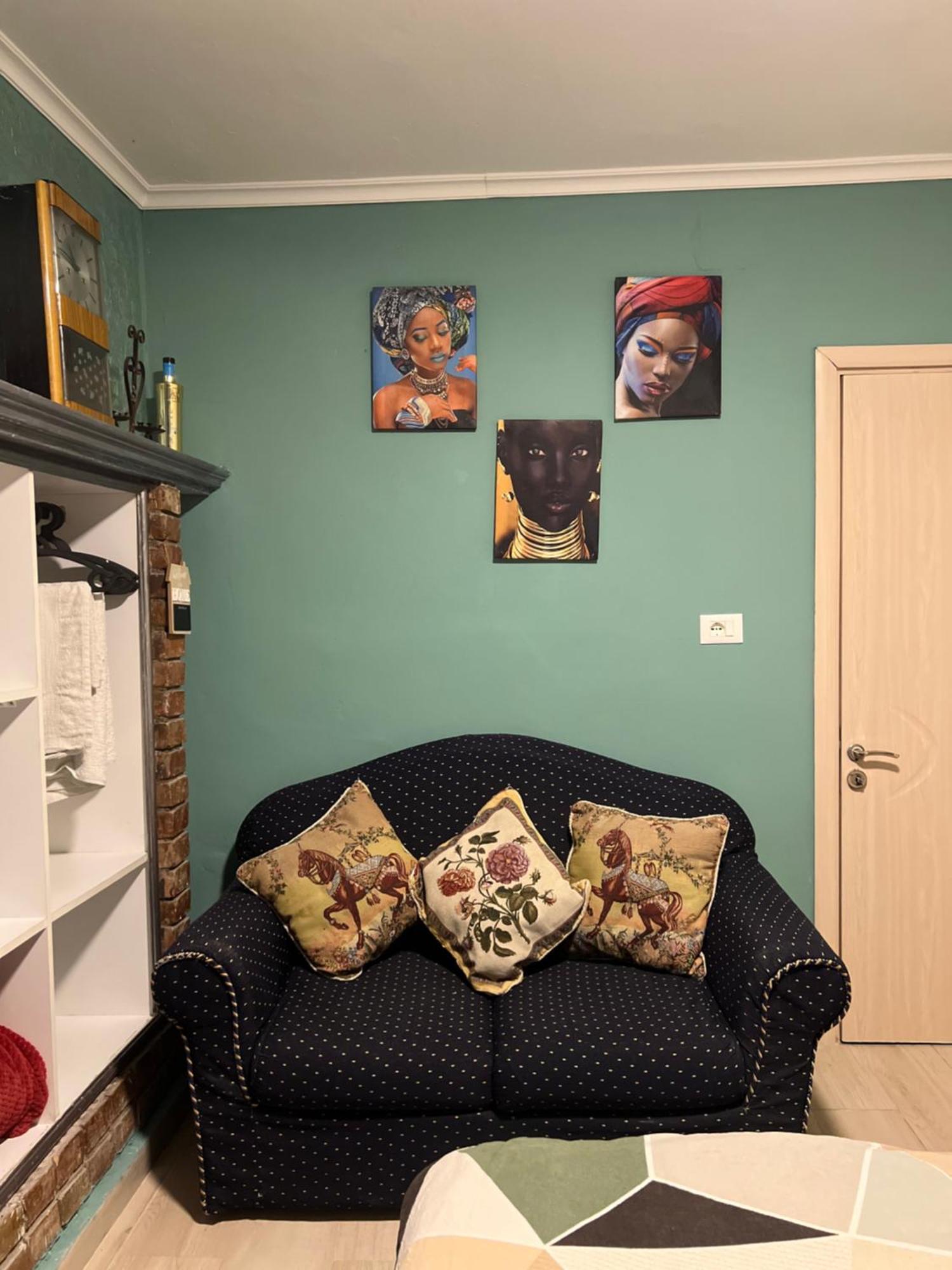 Central Cozy Apartment Old Train Station Tirana Esterno foto